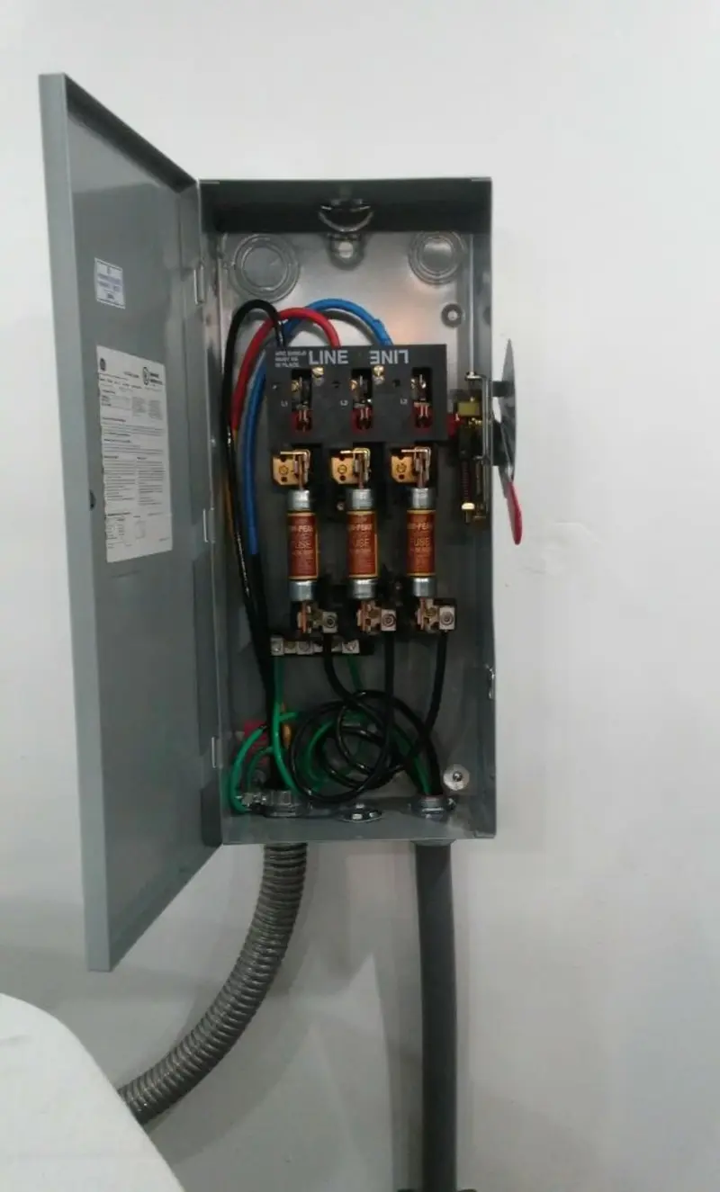 Three-phase disconnect switch installed for Smoke Detector Installation in Cupertino